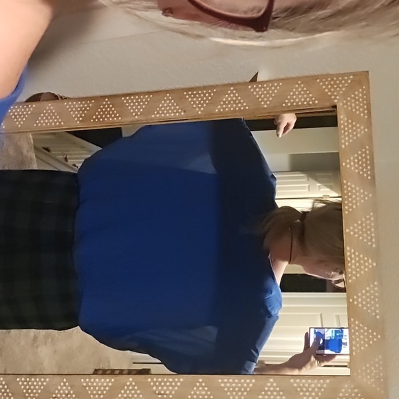 STUNNING BEBE BLUE BUTTERFLY STRETCHY TOP - Picture 2 of 8